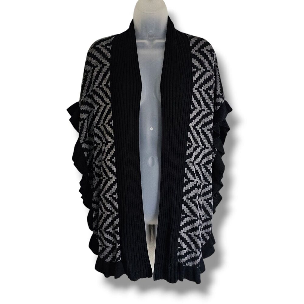 Joseph A. Cardigan Sweater Size S Open Front‎ Ruffle Black White Chevron